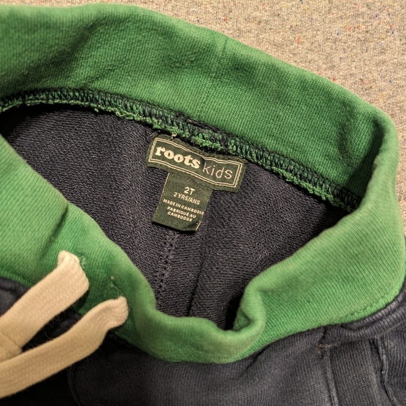 *4/$20* Roots toddler sweatpants - Picture 3 of 3
